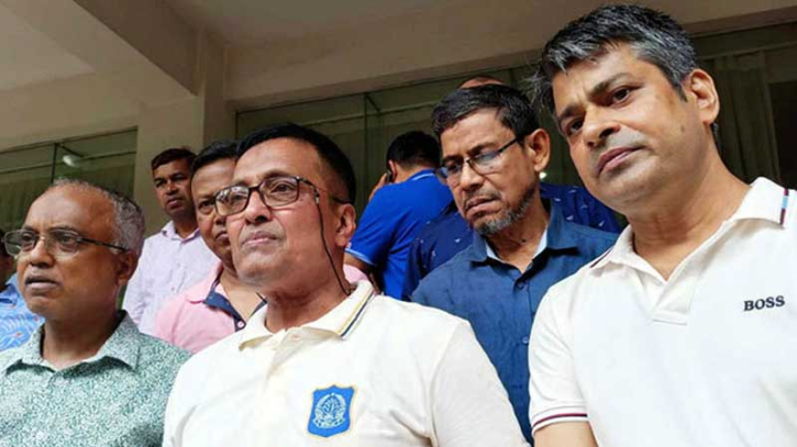 পুলিশের ফোকালপারসন অতিরিক্ত আইজিপি এ কে এম শহিদুর রহমান