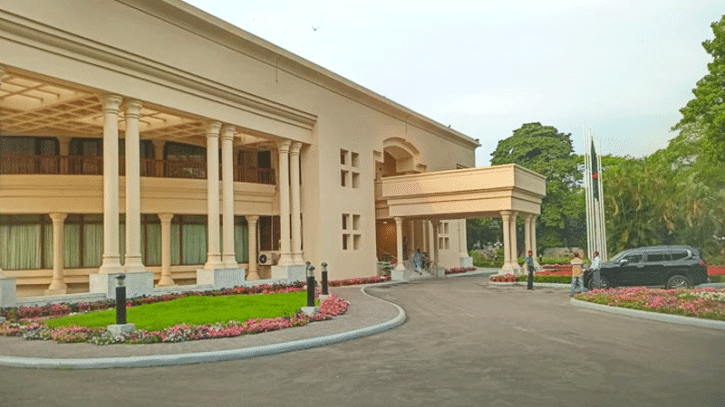 প্রধান উপদেষ্টার কার্যালয় ও বাসভবন হবে যমুনা প্রধান উপদেষ্টার কার্যালয় ও বাসভবন হবে যমুনা