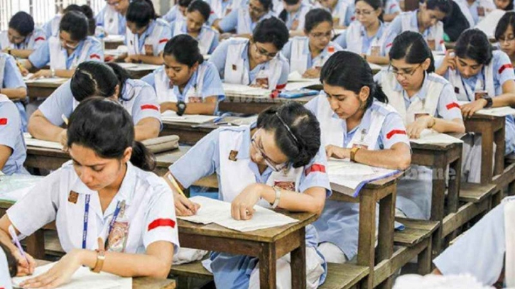 পুড়ে গেছে প্রশ্ন, ১১ আগস্টের এইচএসসি পরীক্ষা স্থগিত