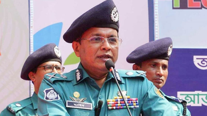আইনশৃঙ্খলা ভঙ্গ করলে শক্ত হাতে দমন: ডিএমপি কমিশনার আইনশৃঙ্খলা ভঙ্গ করলে শক্ত হাতে দমন: ডিএমপি কমিশনার