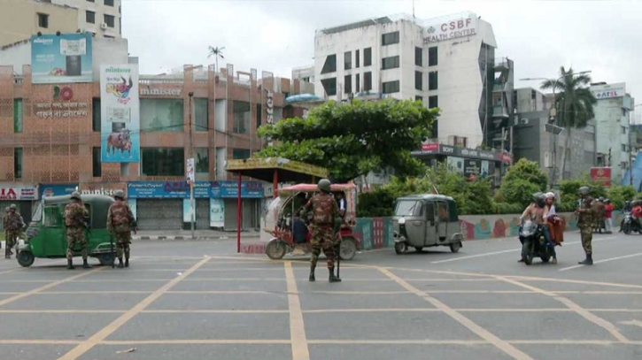 রাজধানীতে কারফিউ শিথিলের সময় বাড়লো রাজধানীতে কারফিউ শিথিলের সময় বাড়লো