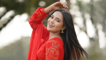 যে কারণে সমালোচনার মুখে মাহি