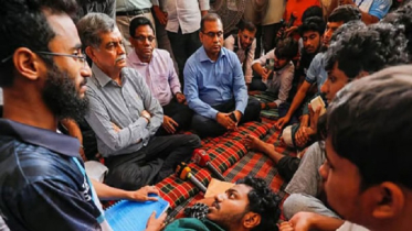 আস্থা রাখার অনুরোধ শিক্ষা উপদেষ্টার, অনড় কুয়েট শিক্ষার্থীরা