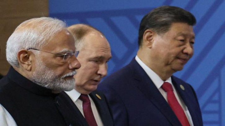 Trump’s Rebuke, Xi’s Handshake and Putin’s Oil: India’s Foreign Policy Tightrope Trump’s Rebuke, Xi’s Handshake and Putin’s Oil: India’s Foreign Policy Tightrope