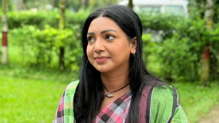 সরকারি অনুদানে নির্মিত ’দেনা পাওনা’ সিনেমায় প্রভা সরকারি অনুদানে নির্মিত ’দেনা পাওনা’ সিনেমায় প্রভা