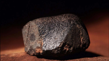 Mars Rock from Niger Sells for Millions in New York; Niger Demands Answers