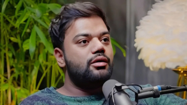 লাহোর বিমানবন্দর থেকে জনপ্রিয় ইউটিউবার ‘ডাকি ভাই’ গ্রেপ্তার