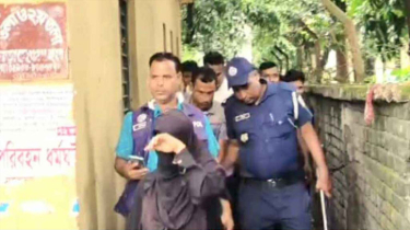 কালীগঞ্জে ফ্ল্যাট থেকে নারীসহ ব্যক্তি আটক