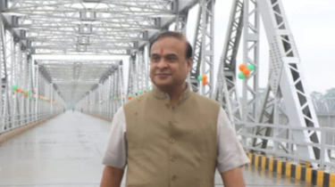 শেখ হাসিনার পতনের পর ভারতে প্রবেশ নেই একজন হিন্দুরও : আসামের মুখ্যমন্ত্রী