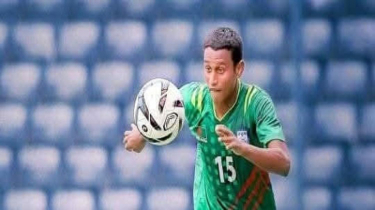 পীরগঞ্জে জাতীয় ফুটবল দলের খেলোয়াড় মাদক-অস্ত্রসহ আটক