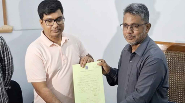 দ্রুততার সঙ্গে মনোনয়ন ফরম জমা দিলেন সাবেক ছাত্রলীগ নেতা