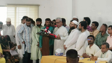 নির্বাচন সুষ্ঠু হলে বিএনপিকে আল্লাহ ছাড়া কেউ রুখতে পারবে না : ফারুক