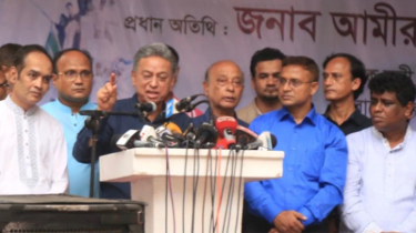 সাংবাদিকদের দলীয় কর্মী নয়, মানুষের কণ্ঠস্বর হতে হবে: আমীর খসরু
