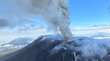Ancient Russian Volcano Erupts After 600 Years Amid Major Earthquake
