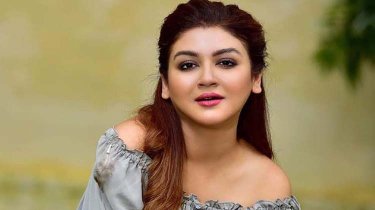 দুই বাংলার জনপ্রিয় অভিনেত্রী জয়া আহসান খোলসা করলেন দীর্ঘদিনের সম্পর্কের কথা