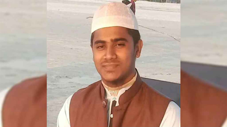 মাদরাসায় ৩ দিন আটকে রেখে ছাত্রীকে ধর্ষণ শিক্ষকের, অতঃপর...