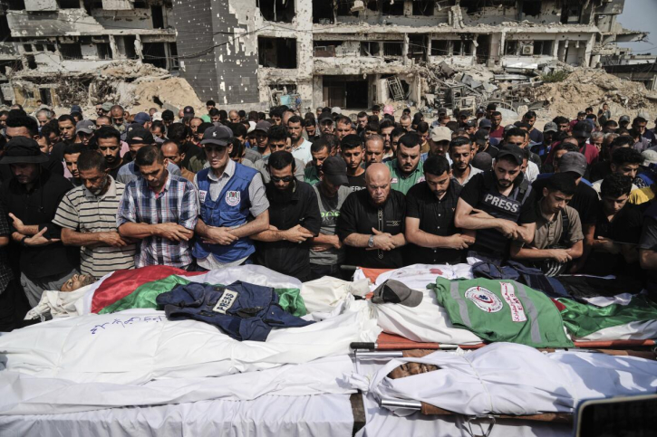 Israeli Airstrikes in Gaza Kill Multiple Al Jazeera Journalists Prompting Global Condemnation Israeli Airstrikes in Gaza Kill Multiple Al Jazeera Journalists Prompting Global Condemnation
