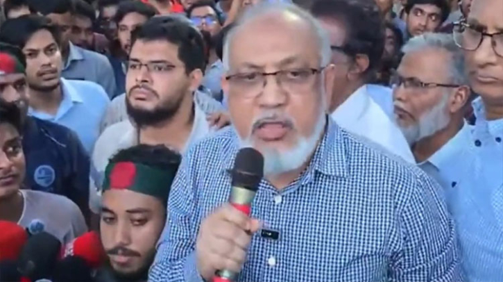 “সভ্য সমাজে পুলিশের এই আচরণ সহ্য করা যায় না” — ভিসি “সভ্য সমাজে পুলিশের এই আচরণ সহ্য করা যায় না” — ভিসি
