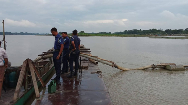অবৈধ বালু উত্তোলনের দায়ে দুইজনের এক লাখ টাকা জরিমানা ও সাজা অবৈধ বালু উত্তোলনের দায়ে দুইজনের এক লাখ টাকা জরিমানা ও সাজা
