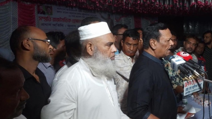 শিবালয়ে তারেক রহমানের ৩১ দফা নিয়ে প্রচারণা সভা শিবালয়ে তারেক রহমানের ৩১ দফা নিয়ে প্রচারণা সভা