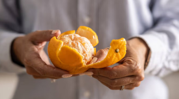 আসল মিষ্টি কমলালেবু চেনার উপায়