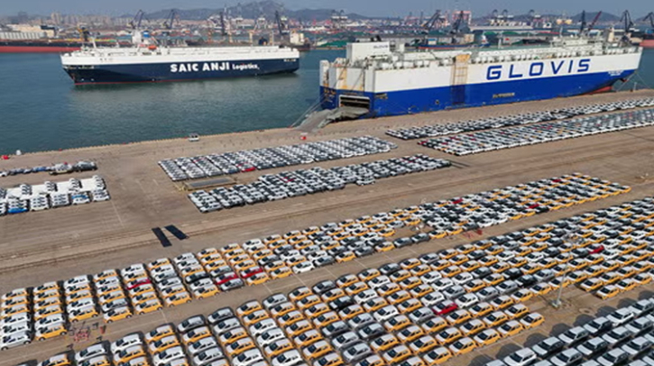 China’s Trade Surplus Tops $1 Trillion