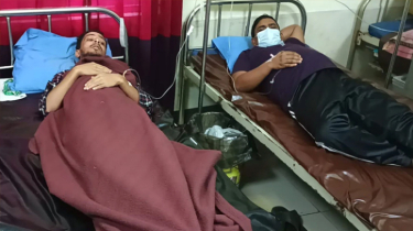 কালিয়াকৈরে কারখানায় ৩ শতাধিক শ্রমিক অসুস্থ কালিয়াকৈরে কারখানায় ৩ শতাধিক শ্রমিক অসুস্থ