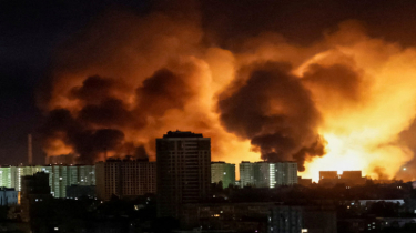 Russia Launches Massive Drone-Missile Assault on Ukraine Amid Ongoing Miami Peace Talks Russia Launches Massive Drone-Missile Assault on Ukraine Amid Ongoing Miami Peace Talks