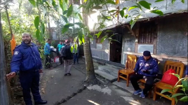 হাদির গ্রামের বাড়িতে শোকের ছায়া