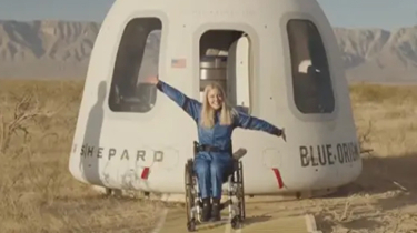 Engineer Becomes First Wheelchair User to Travel to Space in Historic Blue Origin Flight