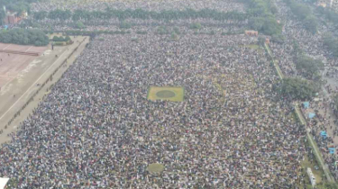 জনসমুদ্রে রূপ নেয় মানিক মিয়া এভিনিউ