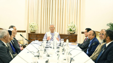 নির্বাচন কমিশনের কর্মকর্তাদের উদ্দেশে যা বললেন প্রধান উপদেষ্টা নির্বাচন কমিশনের কর্মকর্তাদের উদ্দেশে যা বললেন প্রধান উপদেষ্টা