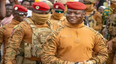 Nigerian Troops Detained in Burkina Faso After Emergency Landing Nigerian Troops Detained in Burkina Faso After Emergency Landing