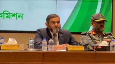 প্রথম আলো ও ডেইলি স্টারে নাশকতায় রাজনৈতিক দলের সম্পৃক্ততা মেলেনি: ইসি