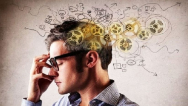 এই ১০ বদভ্যাস আপনাকে স্মার্ট হতে দিচ্ছে না