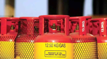 এলপি গ্যাসের দাম নির্ধারণ কবে, জানাল কমিশন