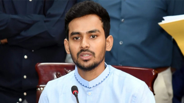 ‘প্রশ্ন নয়, প্রশংসা করতে এসেছি’ এই ছিল হাসিনার সংবাদ সম্মেলনের ধরন