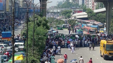 বনানীতে সিএনজি চালকদের সড়ক অবরোধ, যান চলাচল বন্ধ