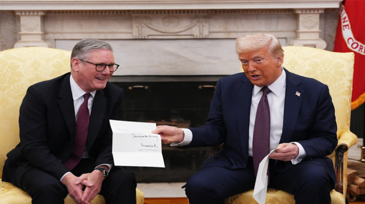 Trump and Starmer Meet in Ayrshire Amid US-EU Trade Deal and Crisis Talks Trump and Starmer Meet in Ayrshire Amid US-EU Trade Deal and Crisis Talks