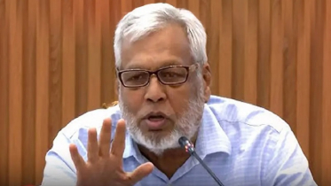 তেলের দাম কমানো হয়েছে, বাসে বাড়তি ভাড়া নিলেই ব্যবস্থা: সড়ক উপদেষ্টা