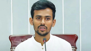 ঈদযাত্রা নির্বিঘ্ন করতে সরকার সচেষ্ট রয়েছে: উপদেষ্টা আসিফ