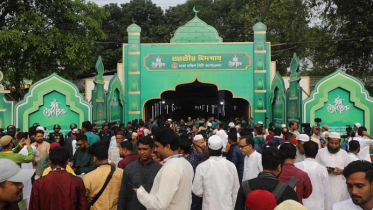 বায়তুল মোকাররমে ঈদের ৫ জামাত অনুষ্ঠিত