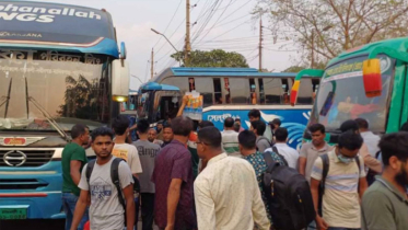রাজধানীতে ফিরছে কর্মজীবী মানুষ, বাড়ছে চাপ