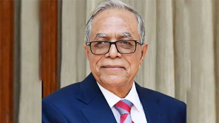 চিকিৎসা শেষে দেশে ফিরেছেন সাবেক রাষ্ট্রপতি আবদুল হামিদ চিকিৎসা শেষে দেশে ফিরেছেন সাবেক রাষ্ট্রপতি আবদুল হামিদ