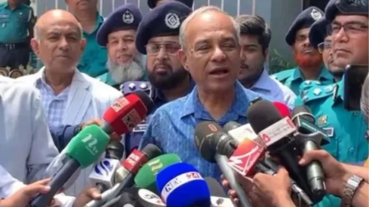 দুর্নীতিবাজরা নেই, তাই বড় গরুর বিক্রি কম: স্বরাষ্ট্র উপদেষ্টা দুর্নীতিবাজরা নেই, তাই বড় গরুর বিক্রি কম: স্বরাষ্ট্র উপদেষ্টা