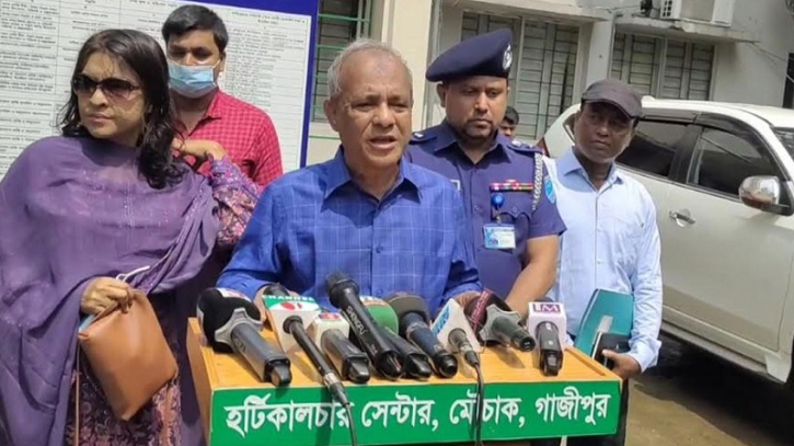 যেভাবে মব জাস্টিস করা হয়েছে, তা কাম্য নয়: স্বরাষ্ট্র উপদেষ্টা যেভাবে মব জাস্টিস করা হয়েছে, তা কাম্য নয়: স্বরাষ্ট্র উপদেষ্টা