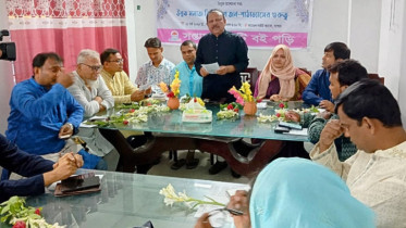 যশোরে জন-পাঠাভ্যাস সৃষ্টির লক্ষ্যে বই উপহার 