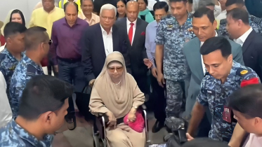 দেশে ফিরলেন খালেদা জিয়া, অভ্যর্থনা জানাতে নেতাকর্মীদের ঢল