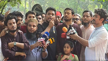 প্রস্তুত হচ্ছে মঞ্চ, বাদ জুমা বড় জমায়েতের ডাক হাসনাতের