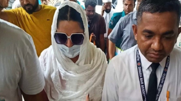 জবানবন্দি দিতে আদালতে পরীমণি